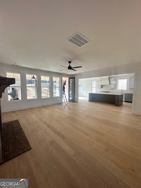 Fayetteville, Georgia 30215, United States, 4 Bedrooms Bedrooms, ,4 BathroomsBathrooms,Residential,Pending,21250