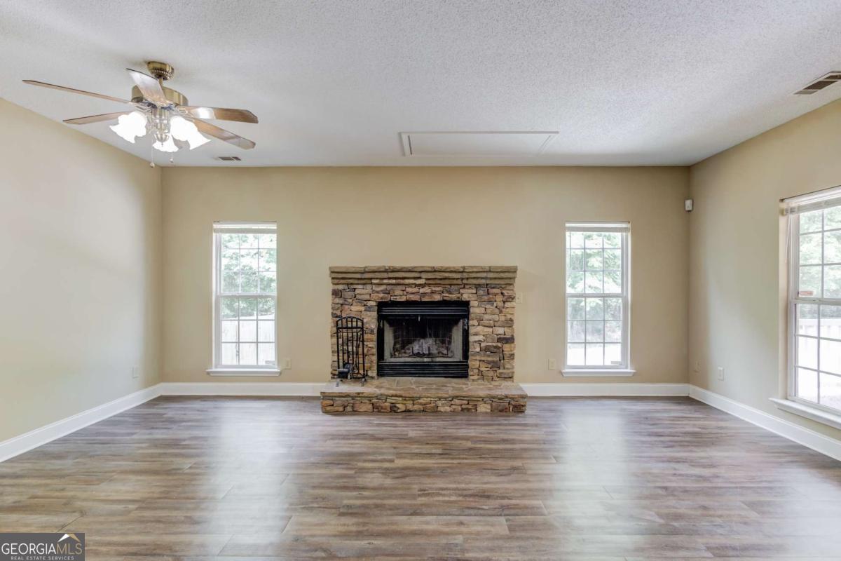 165 John Sharp RD