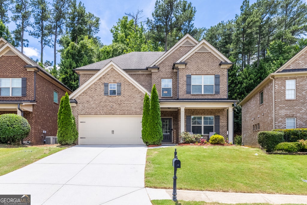 Photo of 501 Garden view Ct, lawrenceville, GA 30046 (MLS # 10793795)