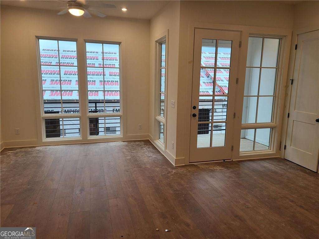 924 Hughley CIR 84