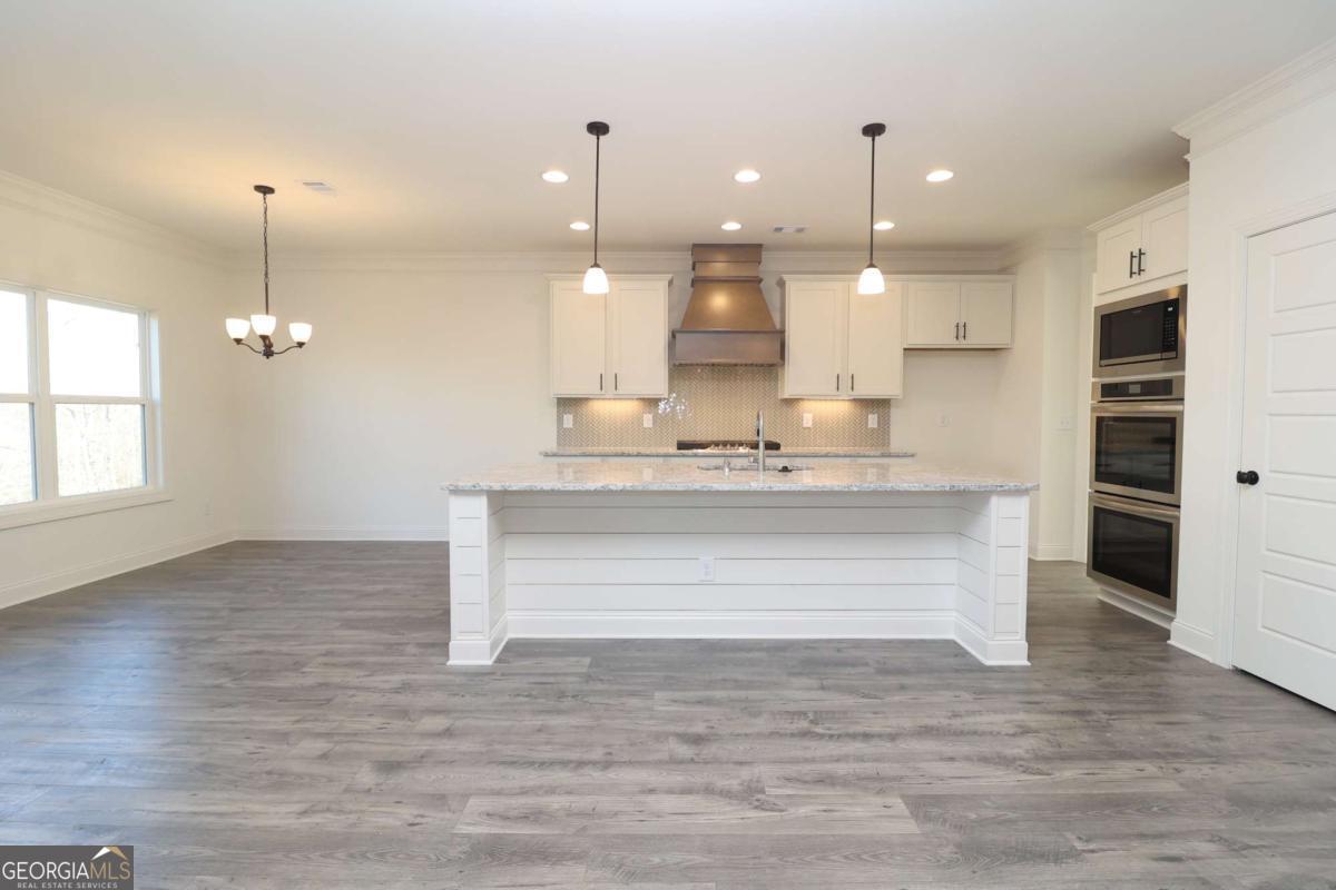 599 Calgary Downs DR