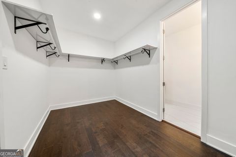 listing image 42