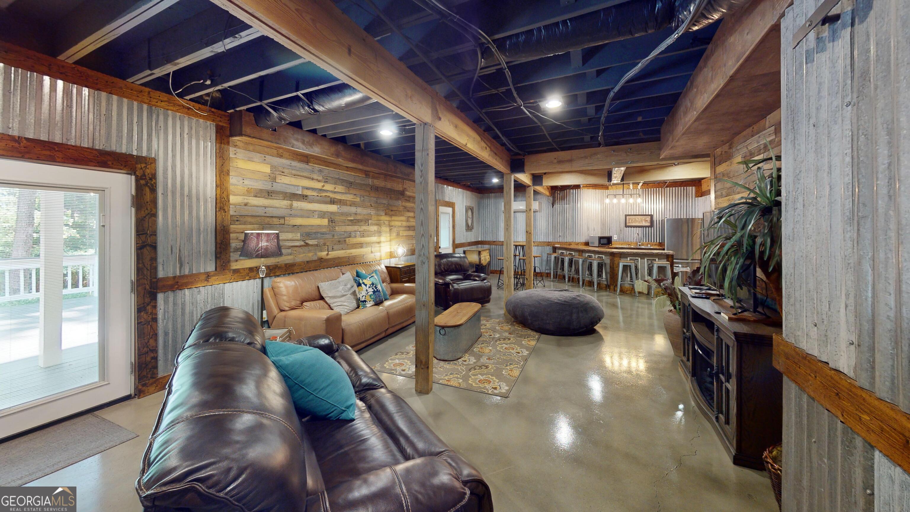 Loring Square - Residential Lease