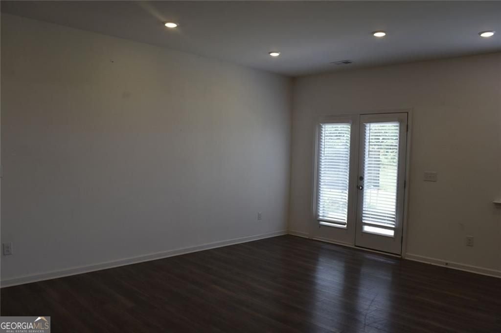 190 Mission BLVD