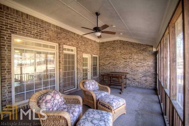 Royal Lakes - Residential