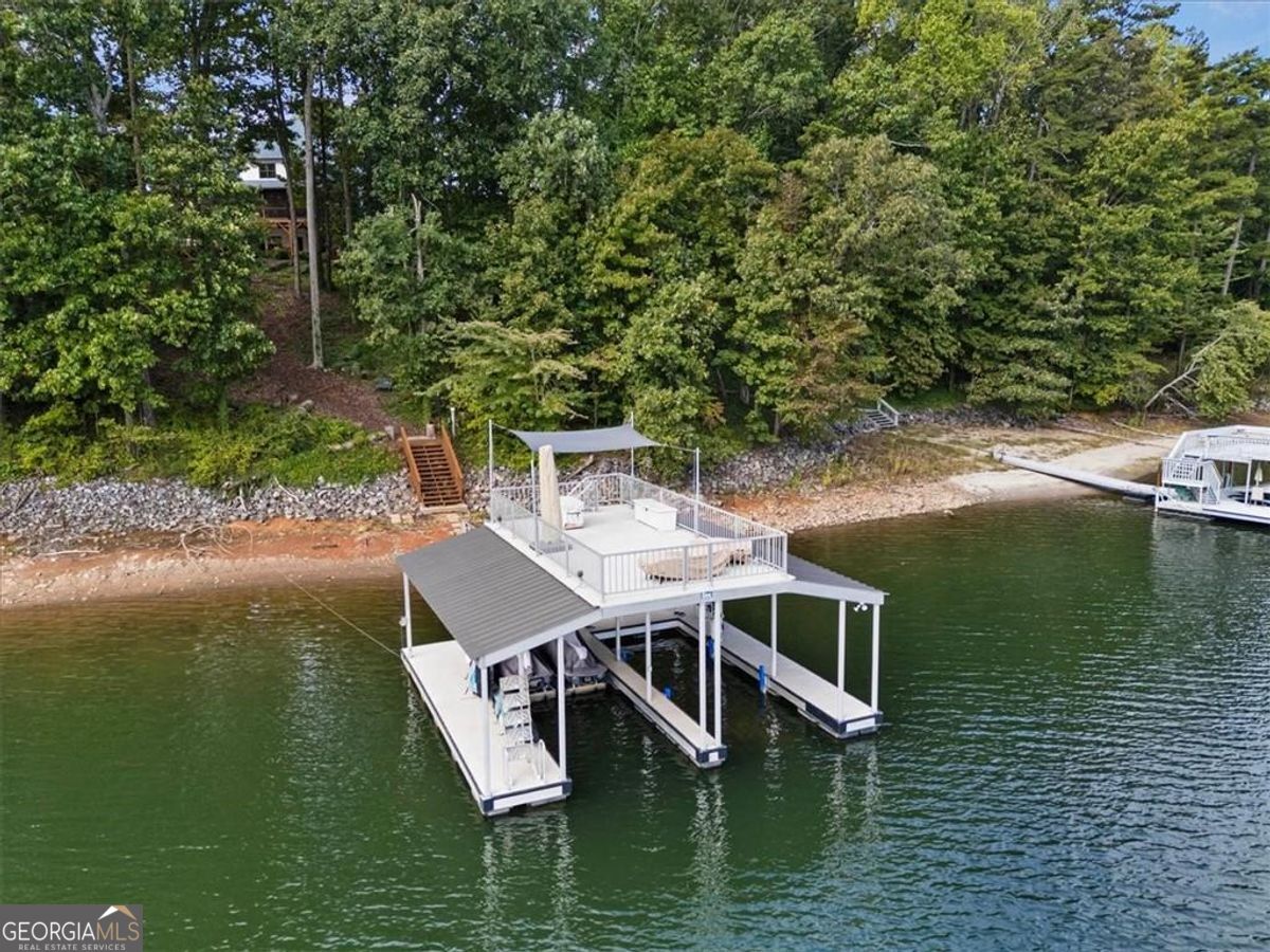 5750 Cains Cove RD