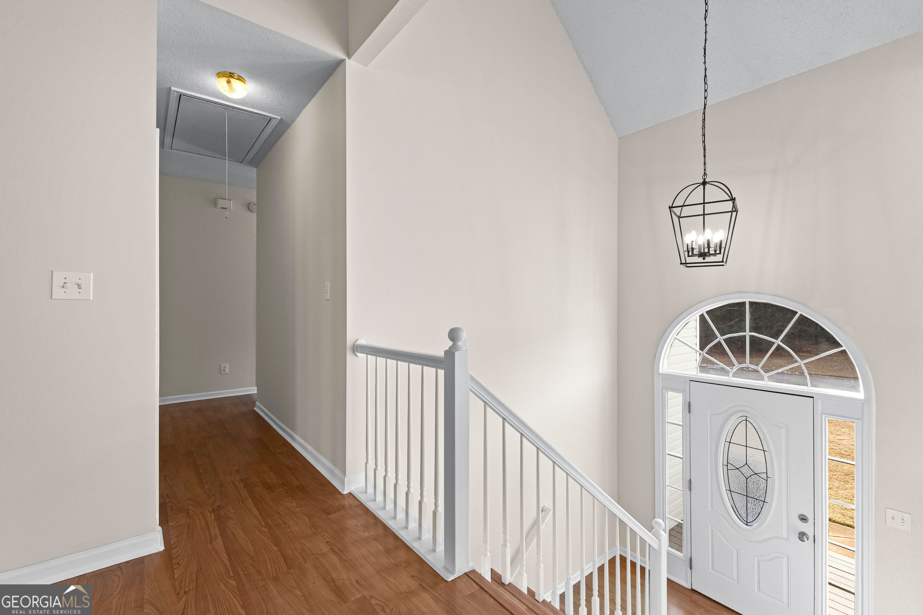 Newnan, Georgia 30265, United States, 3 Bedrooms Bedrooms, ,2 BathroomsBathrooms,Residential,Pending,18127