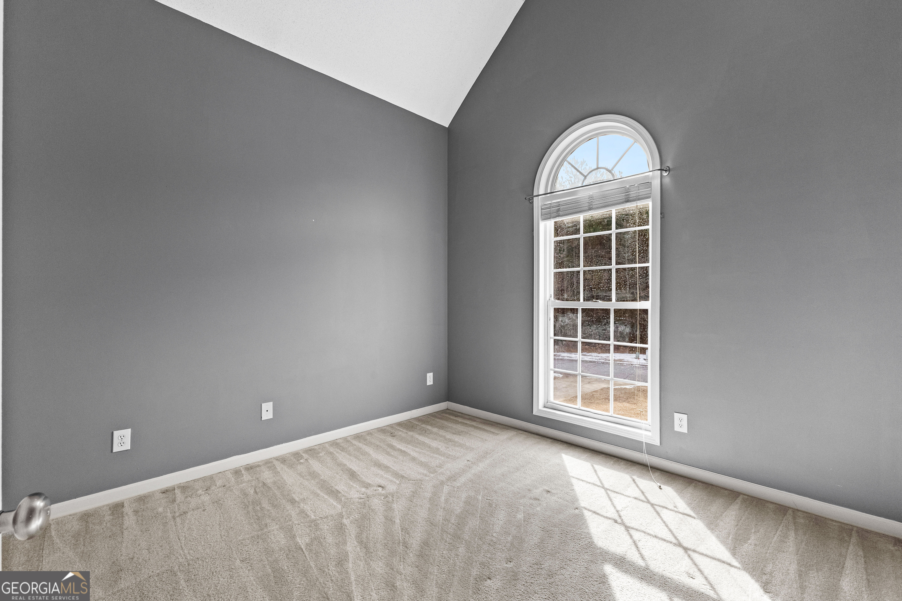 Newnan, Georgia 30265, United States, 3 Bedrooms Bedrooms, ,2 BathroomsBathrooms,Residential,Pending,18127