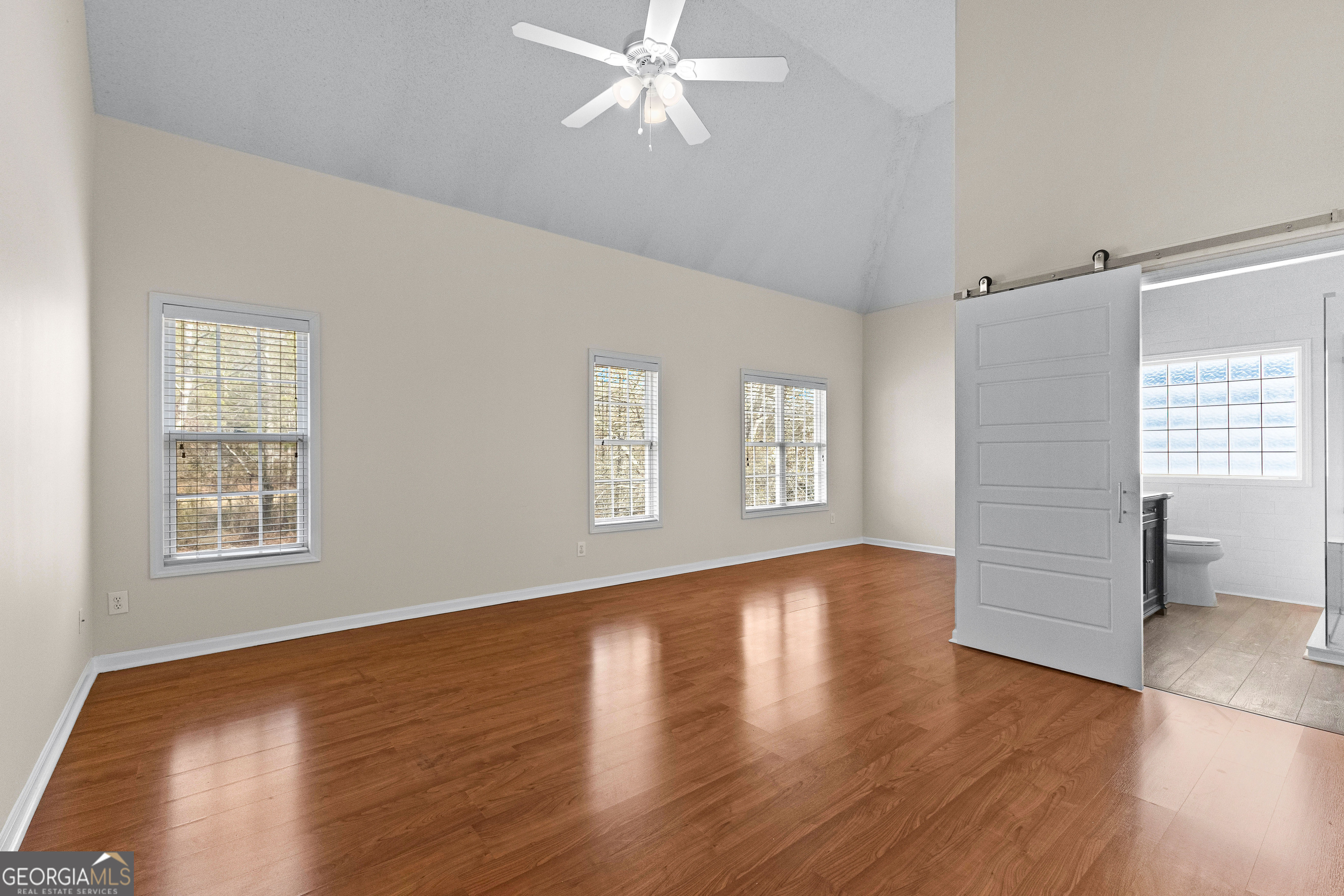 Newnan, Georgia 30265, United States, 3 Bedrooms Bedrooms, ,2 BathroomsBathrooms,Residential,Pending,18127