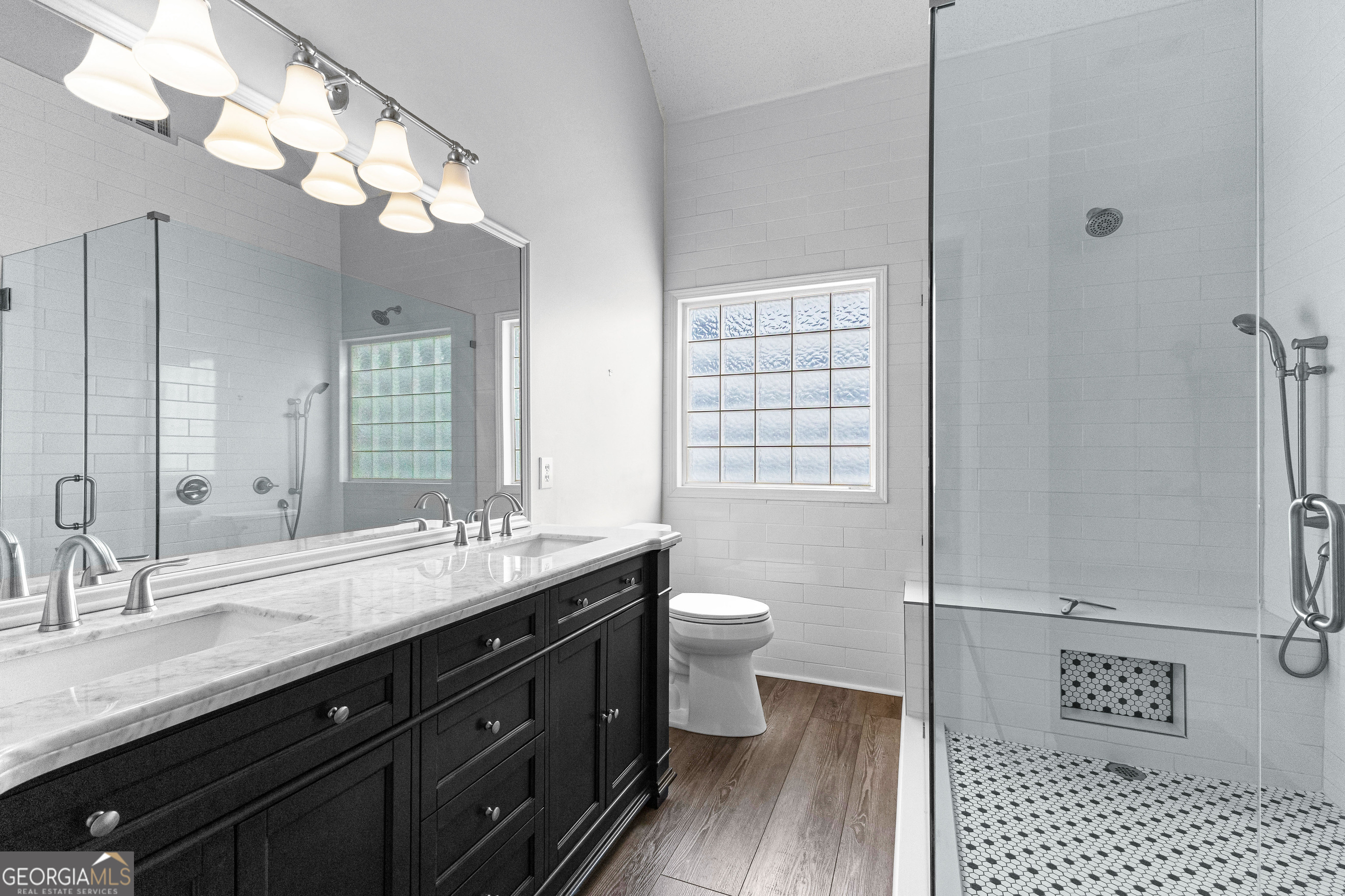 Newnan, Georgia 30265, United States, 3 Bedrooms Bedrooms, ,2 BathroomsBathrooms,Residential,Pending,18127