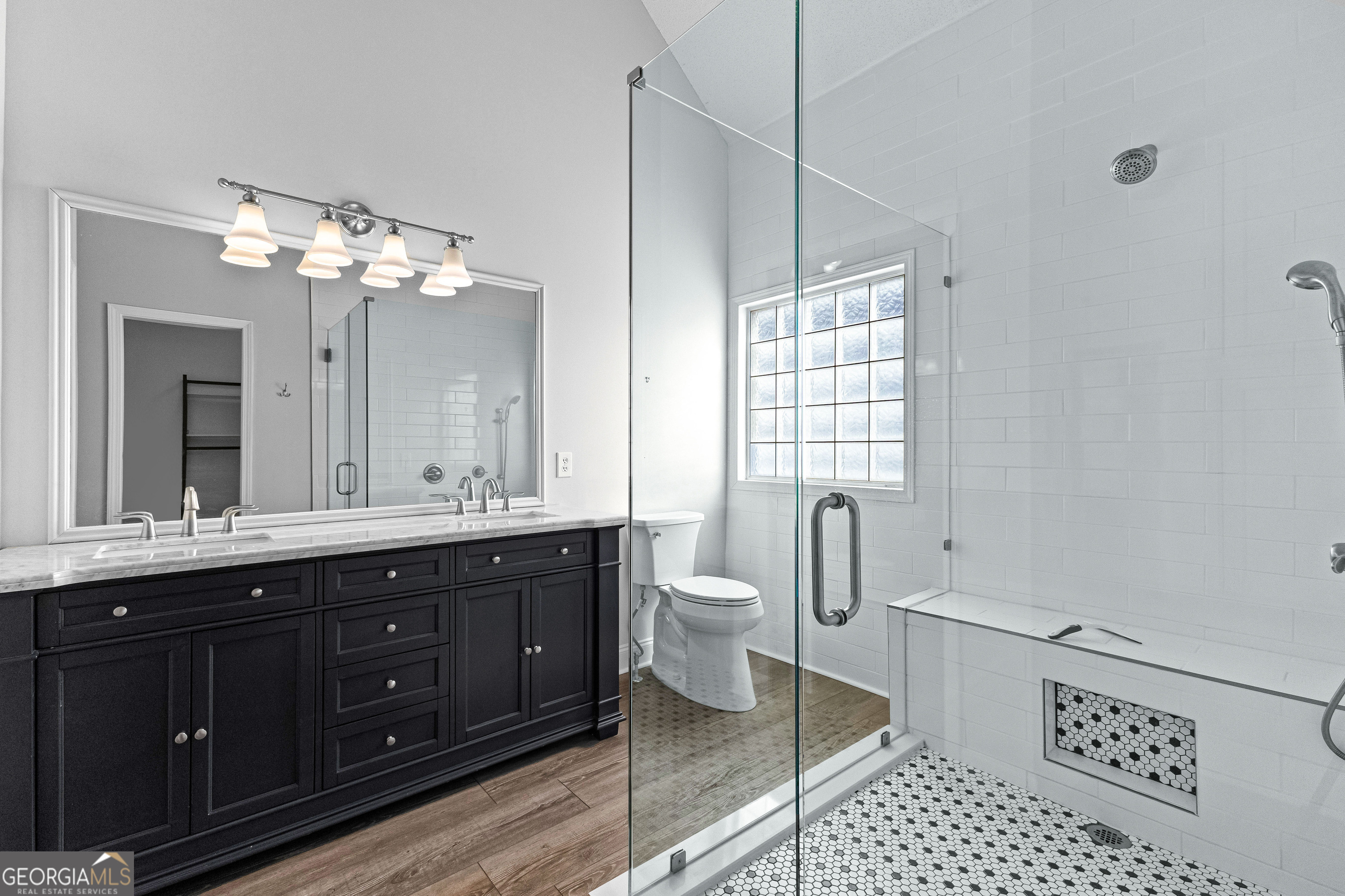 Newnan, Georgia 30265, United States, 3 Bedrooms Bedrooms, ,2 BathroomsBathrooms,Residential,Pending,18127