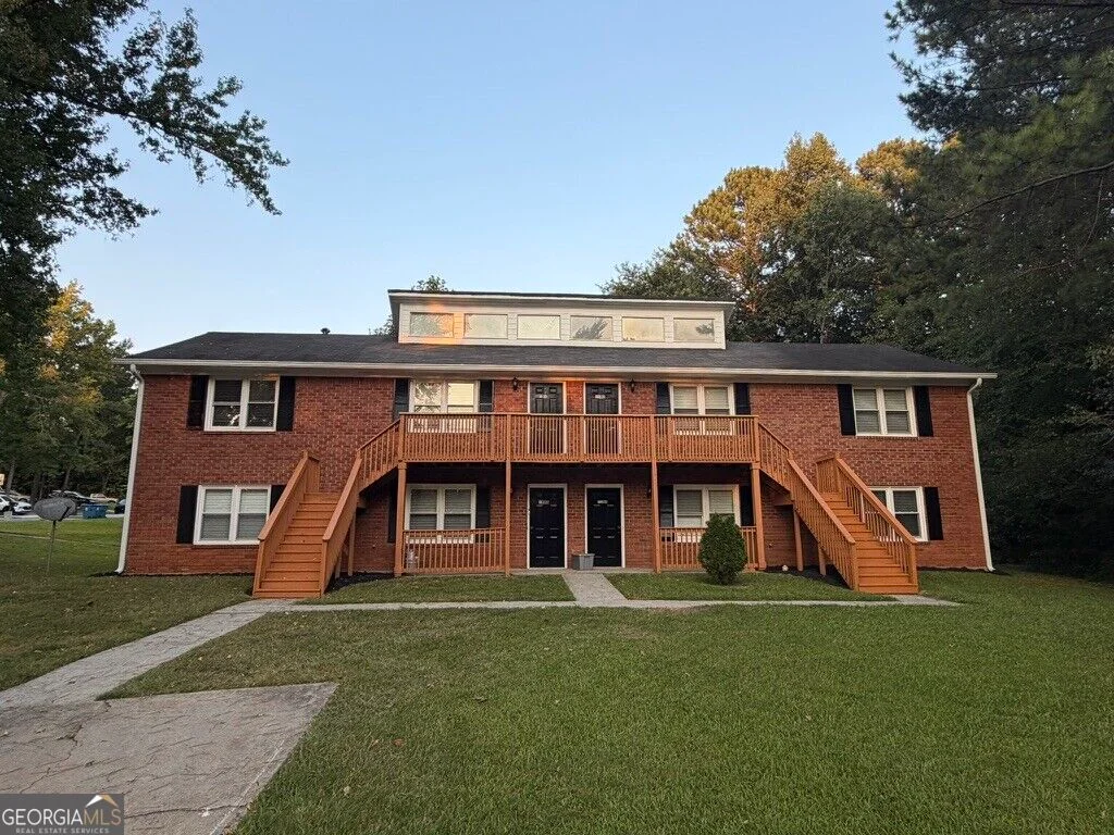 1988 Patterson Courts Unit 1994