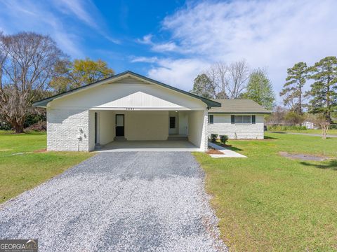 A home in Waycross