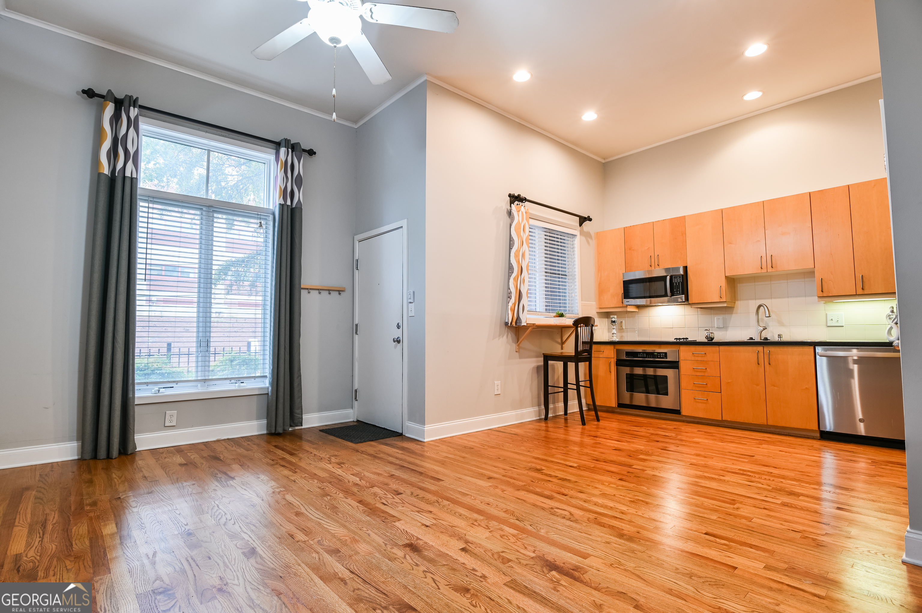 401 10th ST NW APT B104