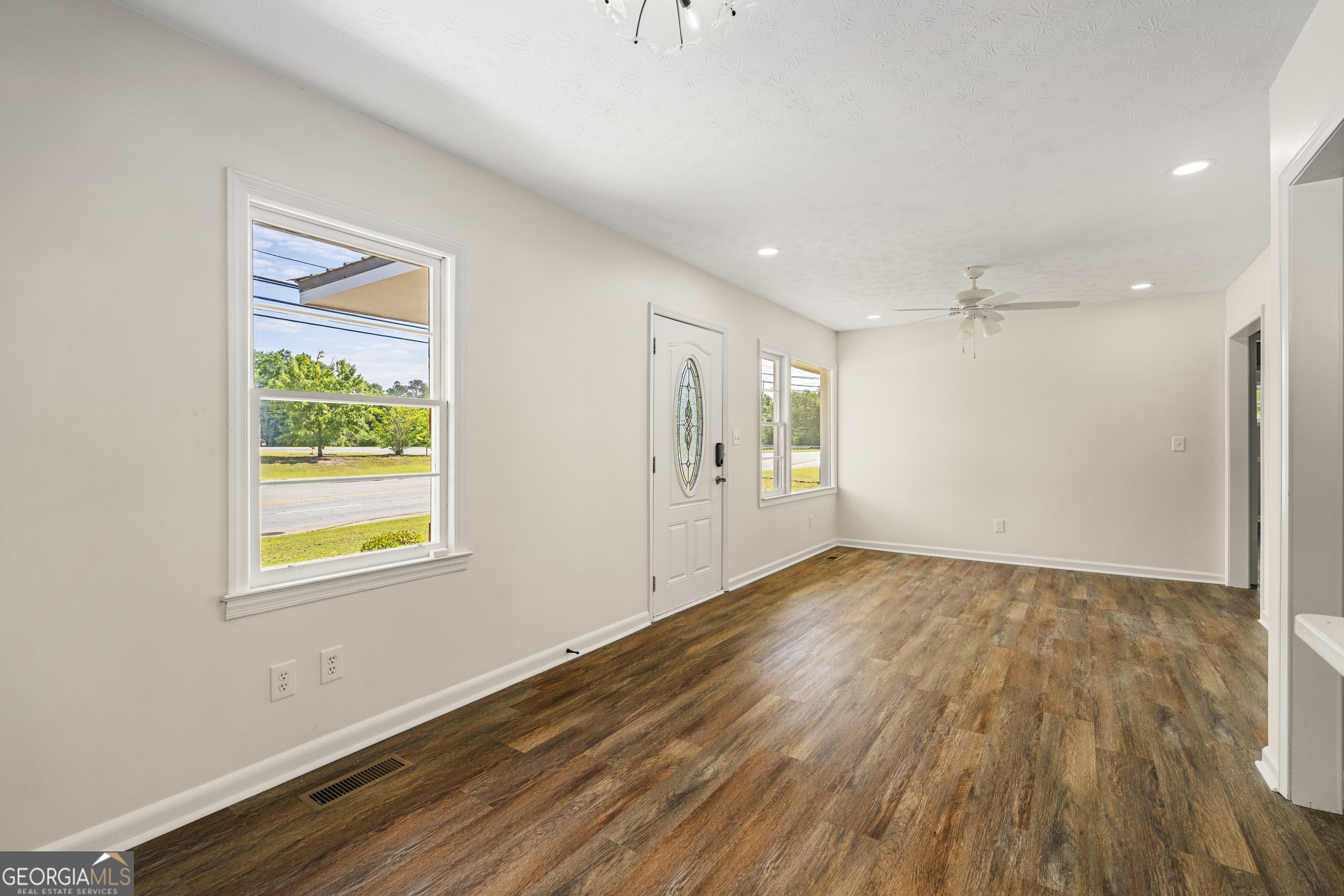 5944 Buena Vista Rd