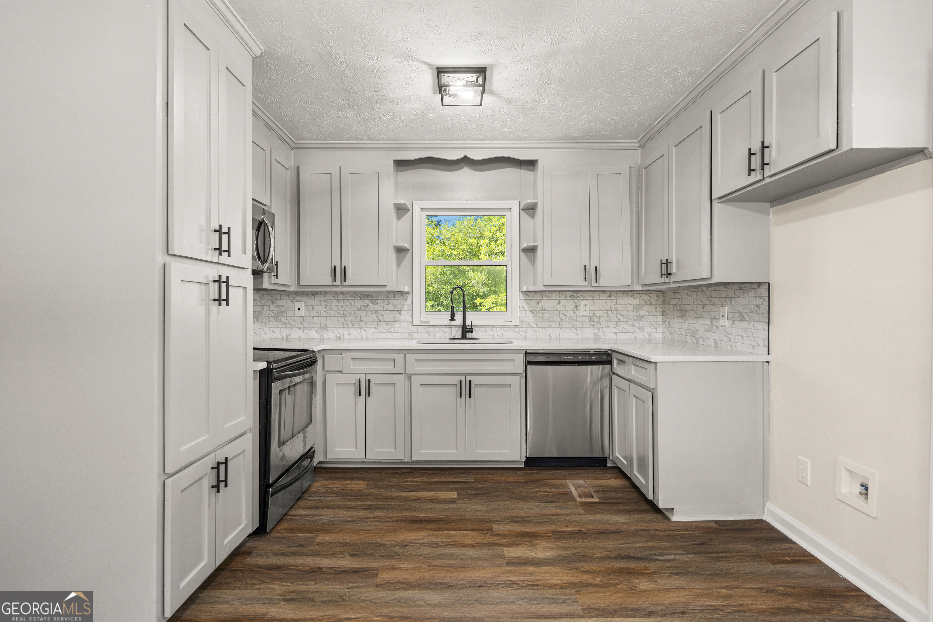 5944 Buena Vista Rd