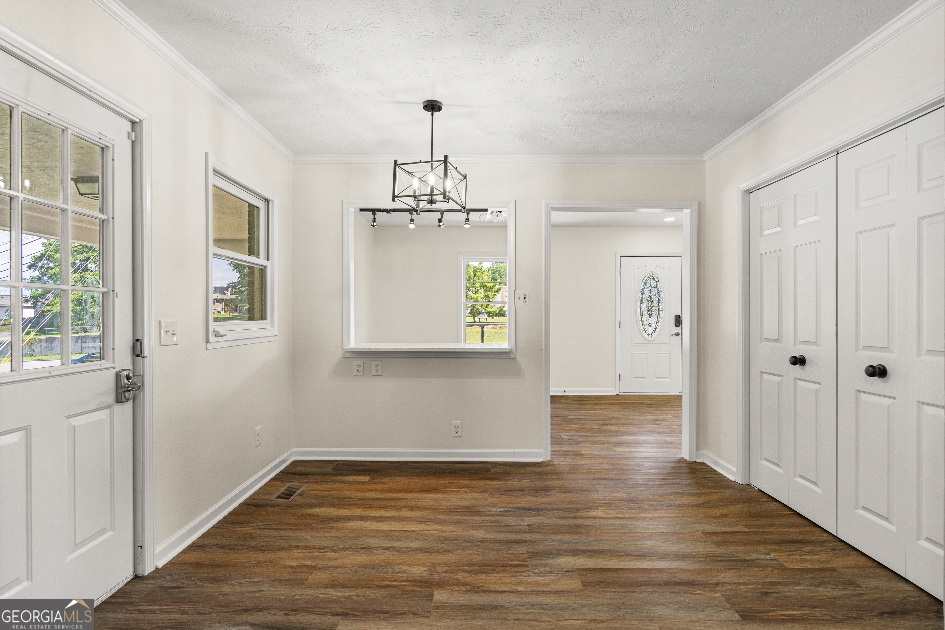 5944 Buena Vista Rd