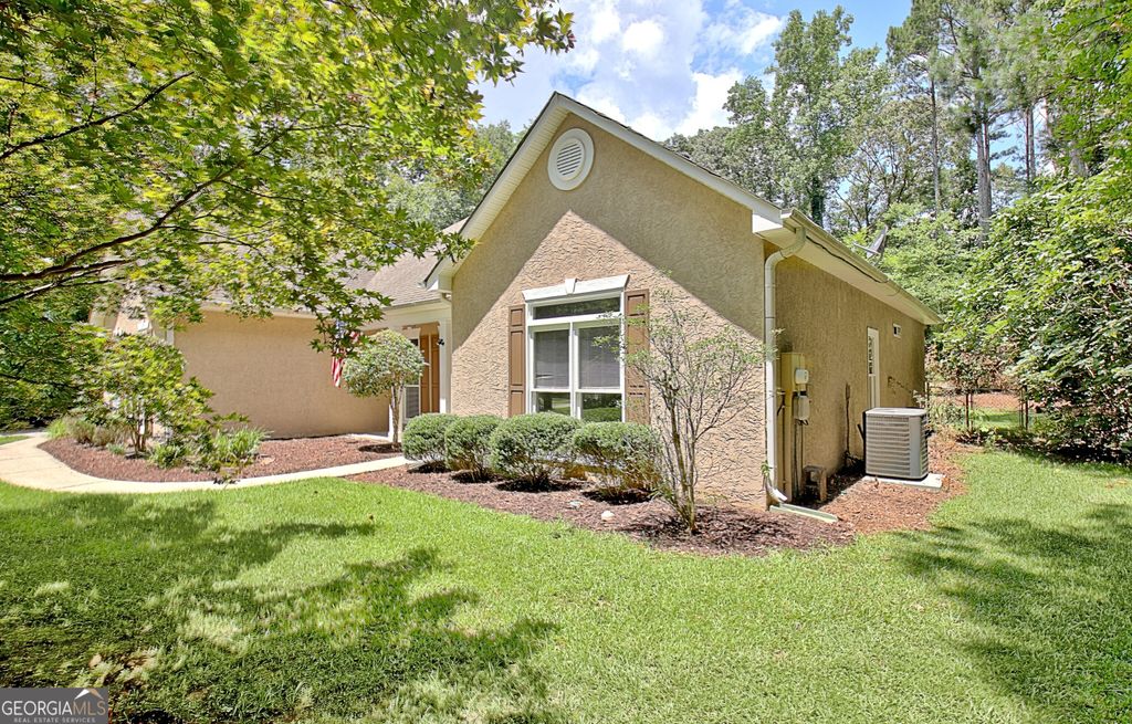 Photo of 315 Felton Drive, Fayetteville, GA 30214 (MLS # 10808692)