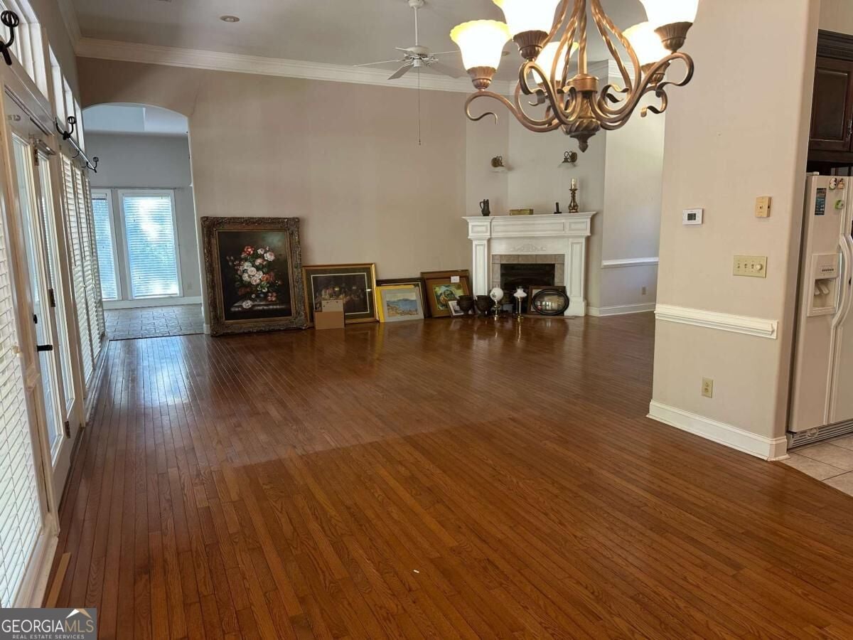 108 Regina DR NW