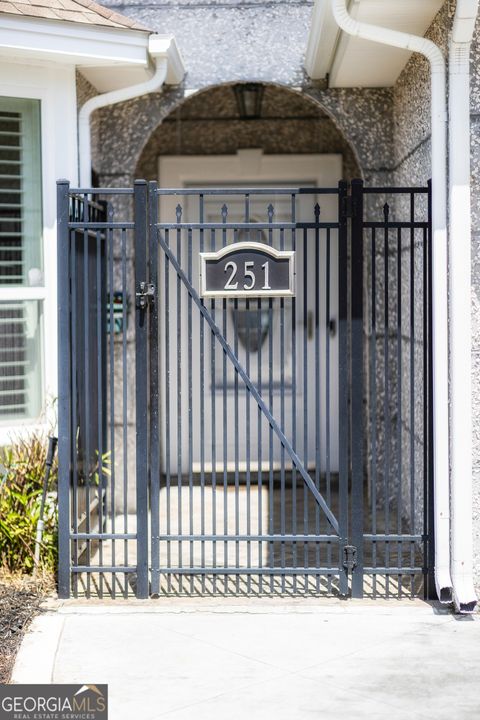 listing image 61