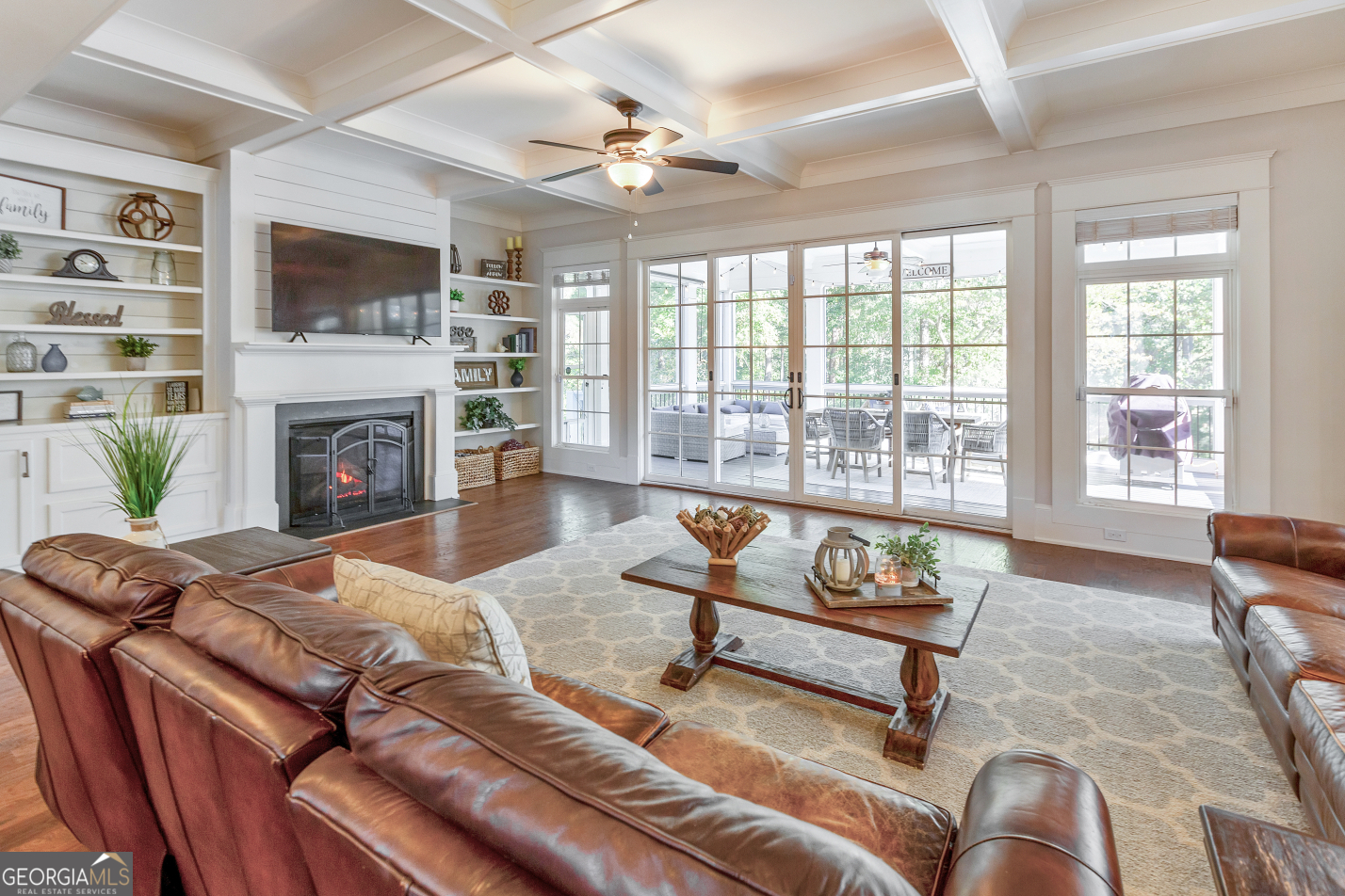 Five Lakeside - Residential