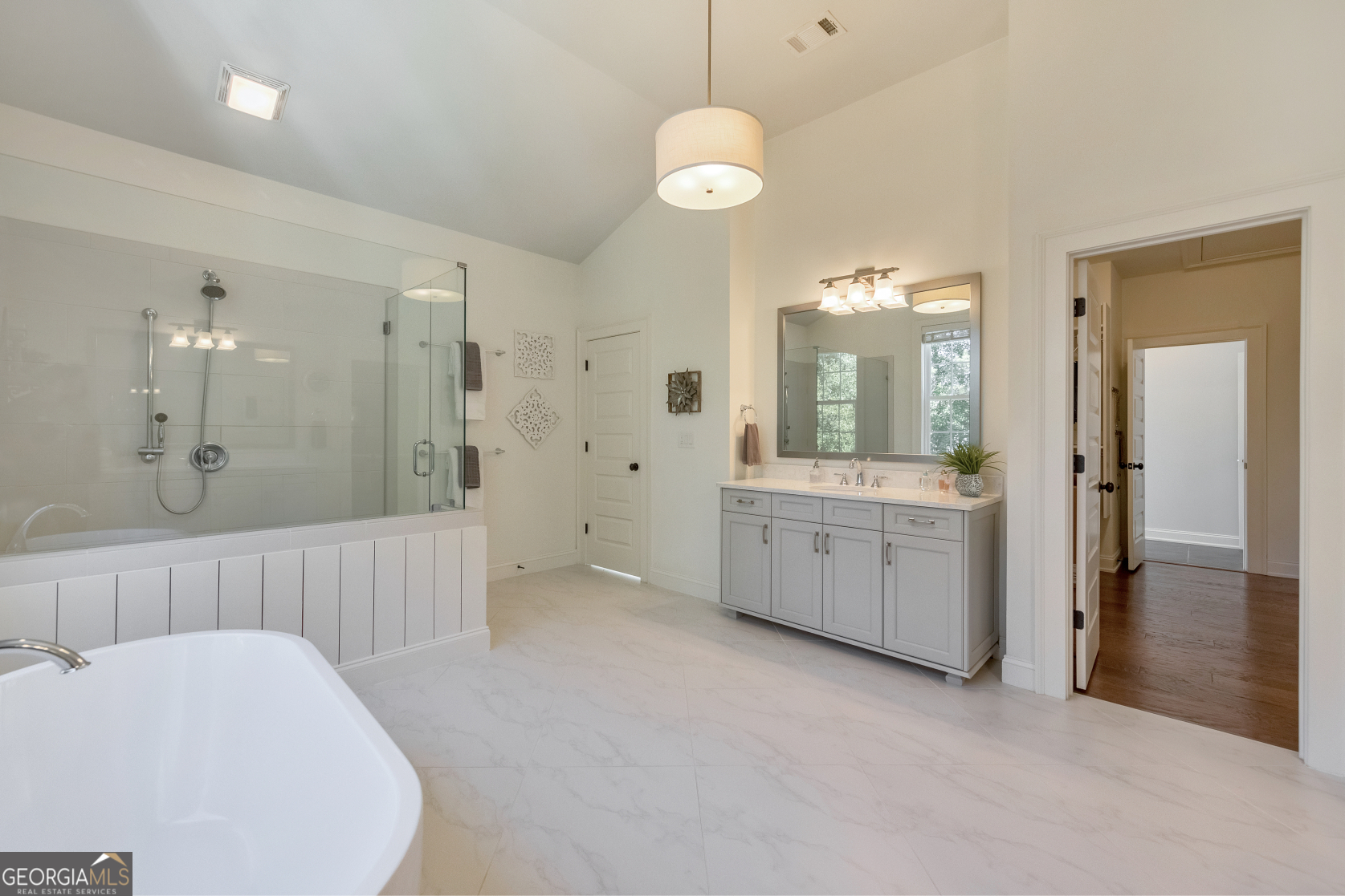 Five Lakeside - Residential