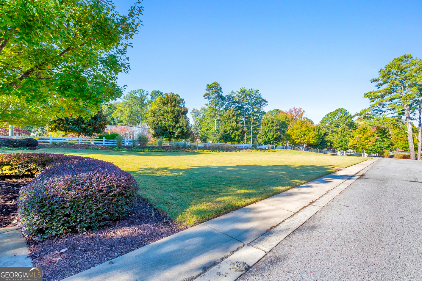 Five Lakeside - Residential