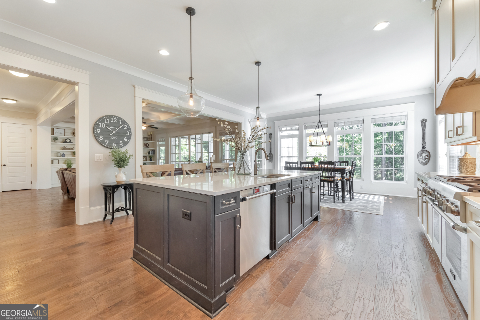 Five Lakeside - Residential