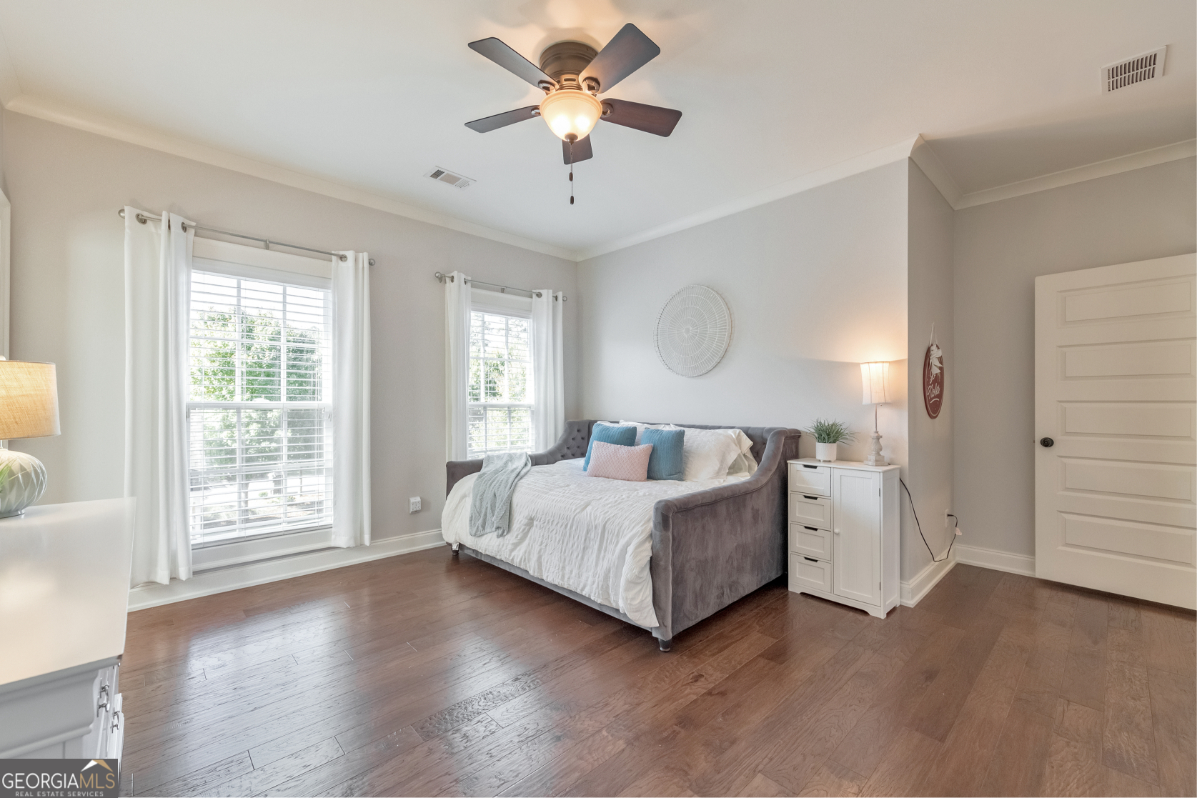 Five Lakeside - Residential