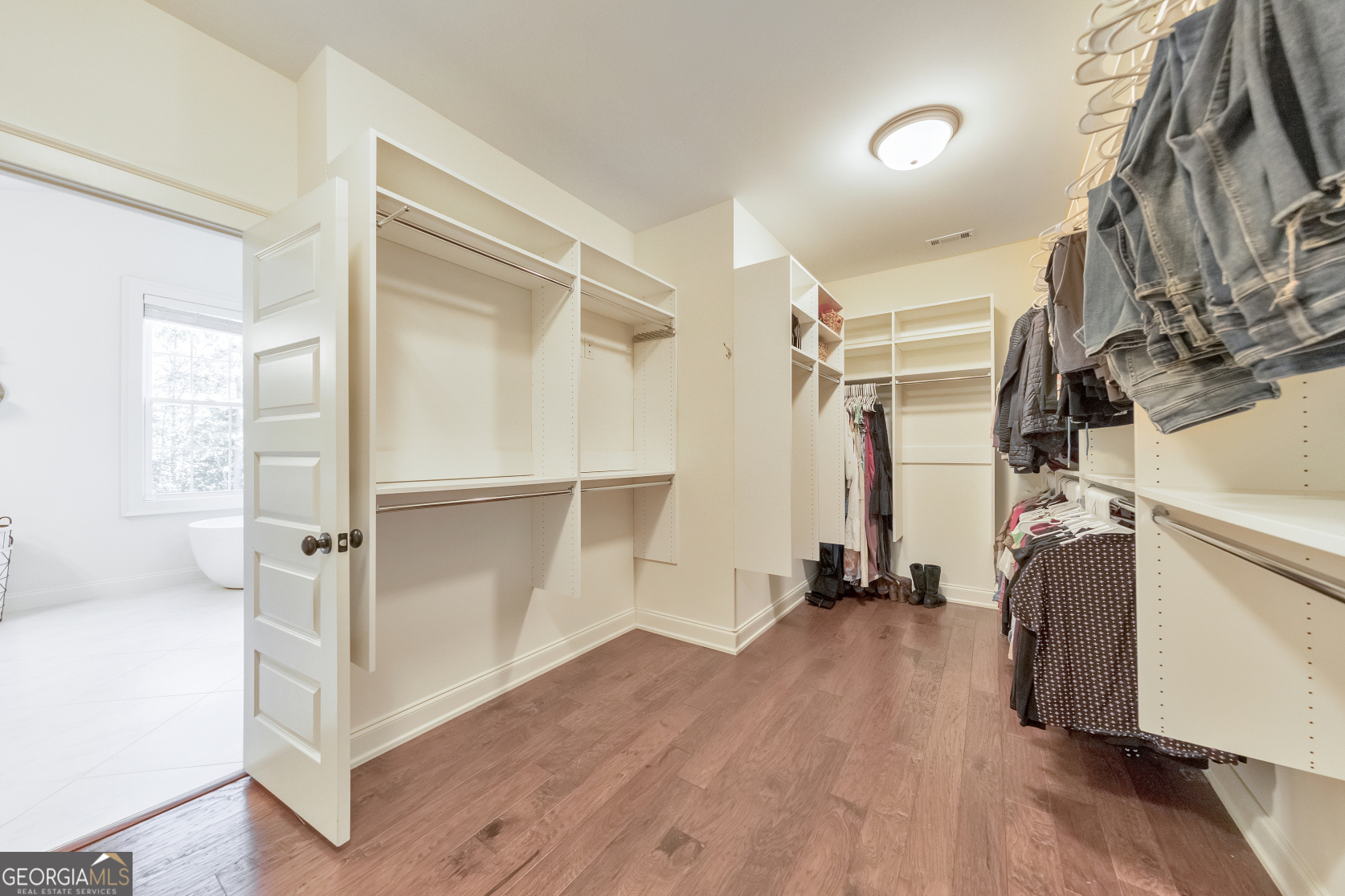 Five Lakeside - Residential