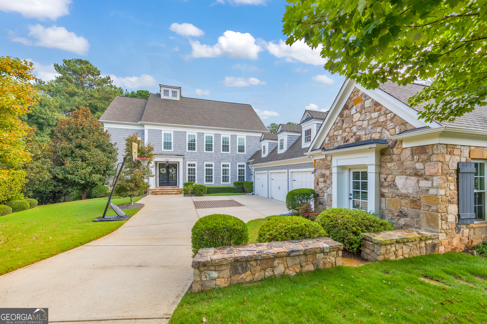 Five Lakeside - Residential