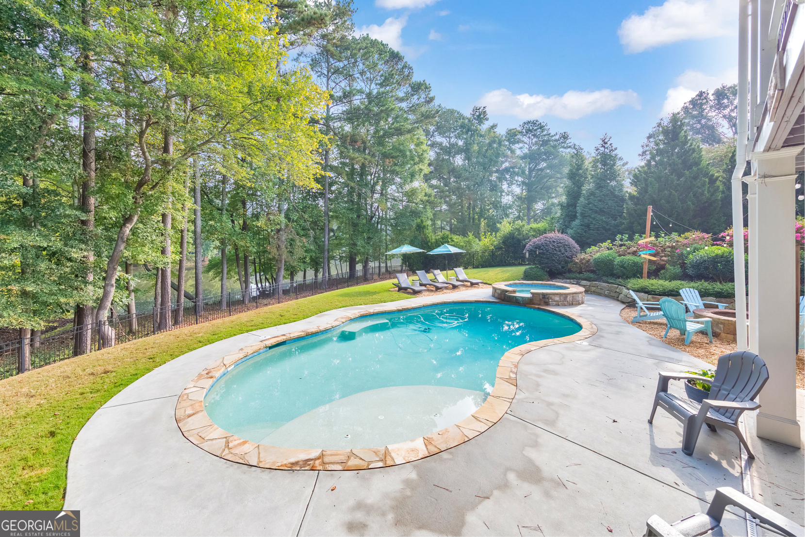 Five Lakeside - Residential