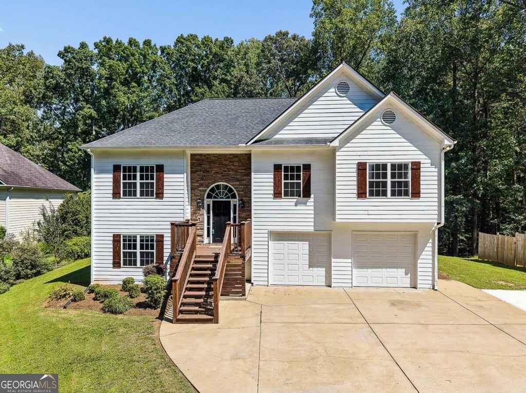 Photo of 3910 Mountain View Road NW, Kennesaw, GA 30152 (MLS # 10846620)
