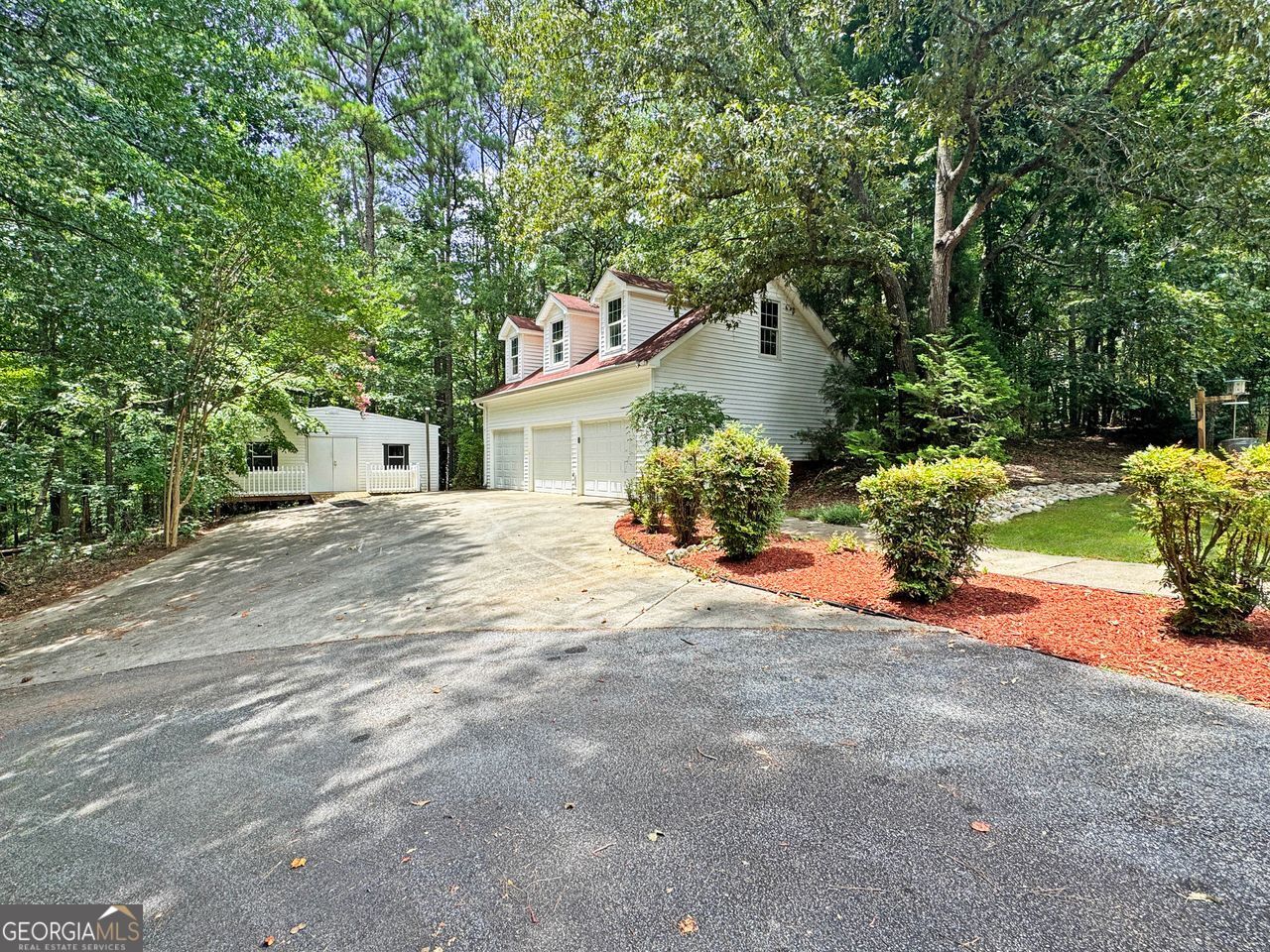 Newnan, Georgia 30263, United States, 3 Bedrooms Bedrooms, ,3 BathroomsBathrooms,Residential,Active,178493