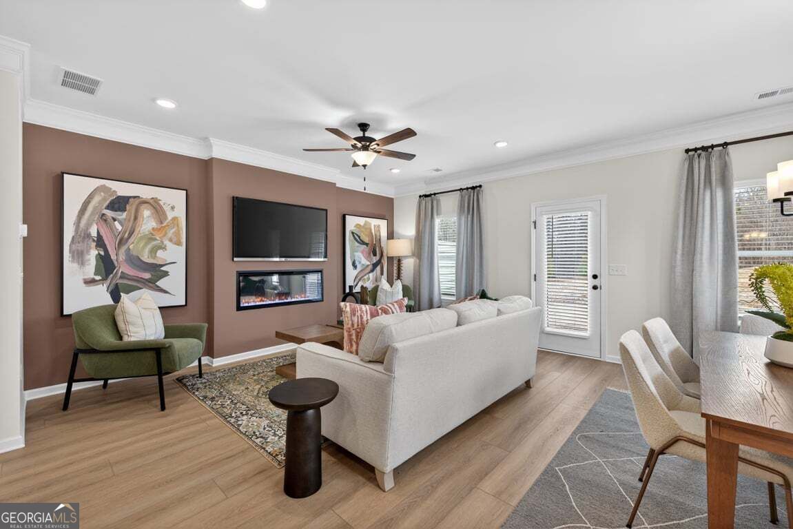 212 Alameda ST 130