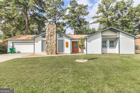 221 Gilchrist DR Warner Robins GA 31093