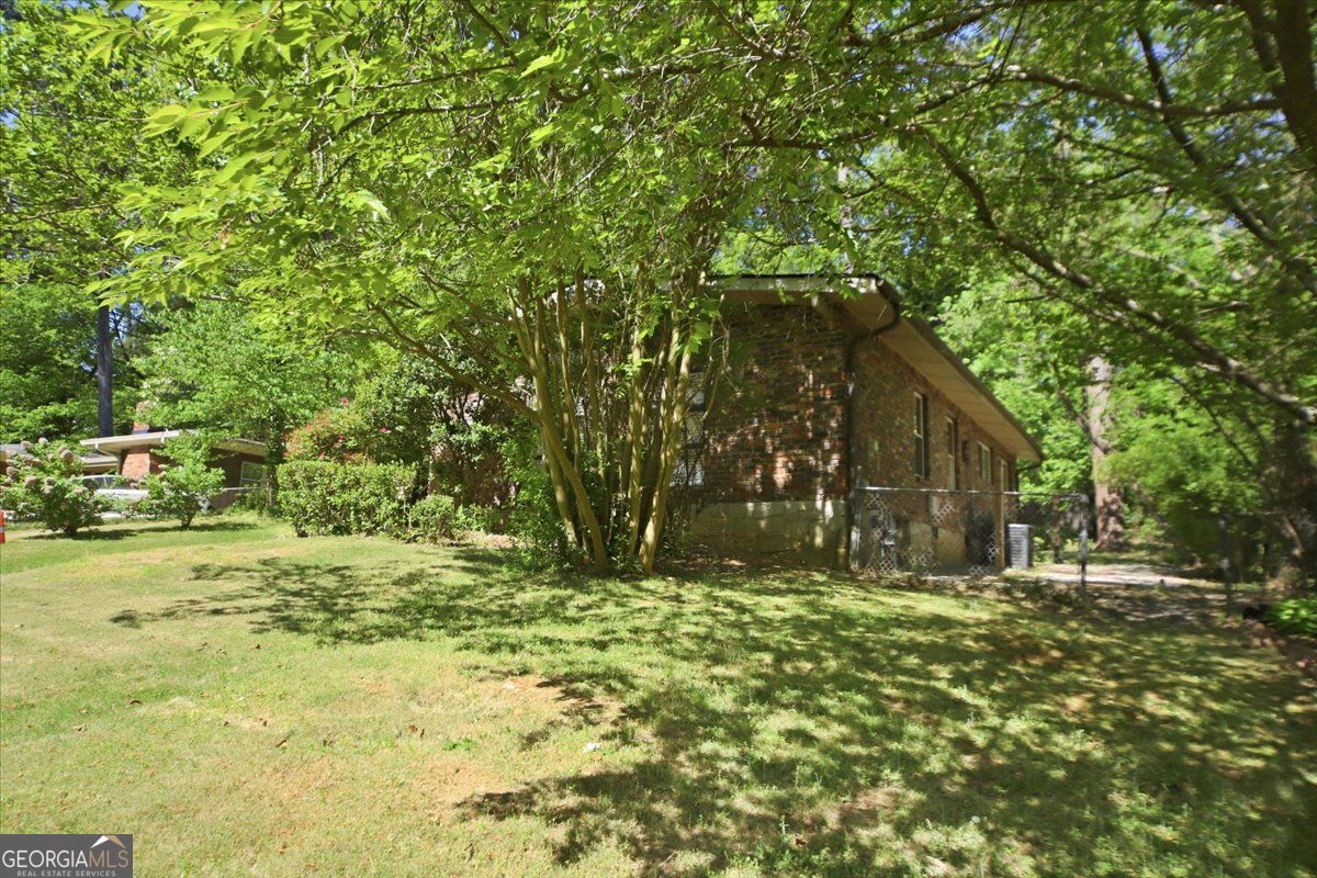 2432 Woodacres RD NE