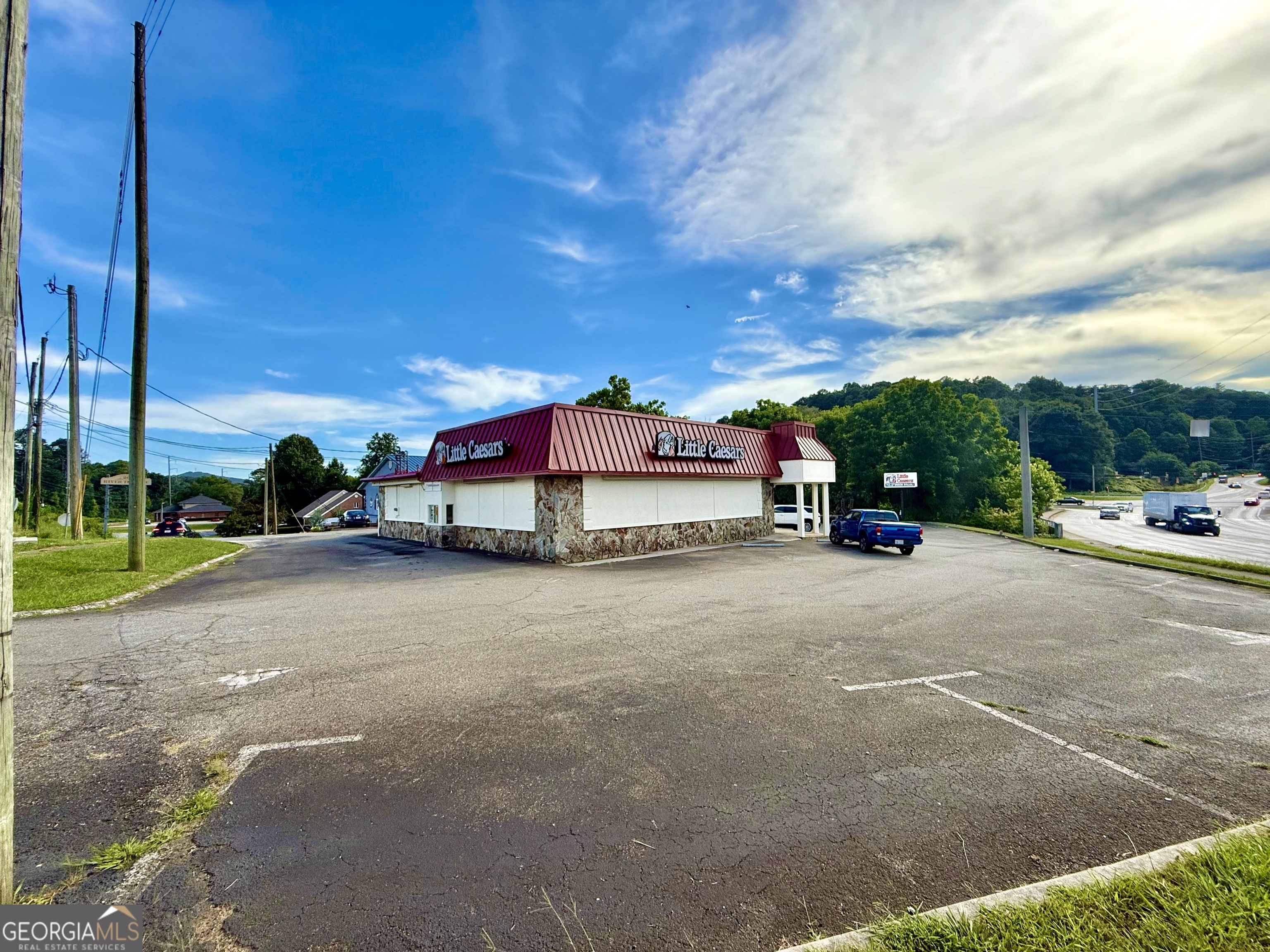 76 Industrial BLVD