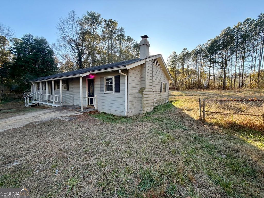 Photo of 1756 Fairview Circle, Austell, GA 30106 (MLS # 10673309)