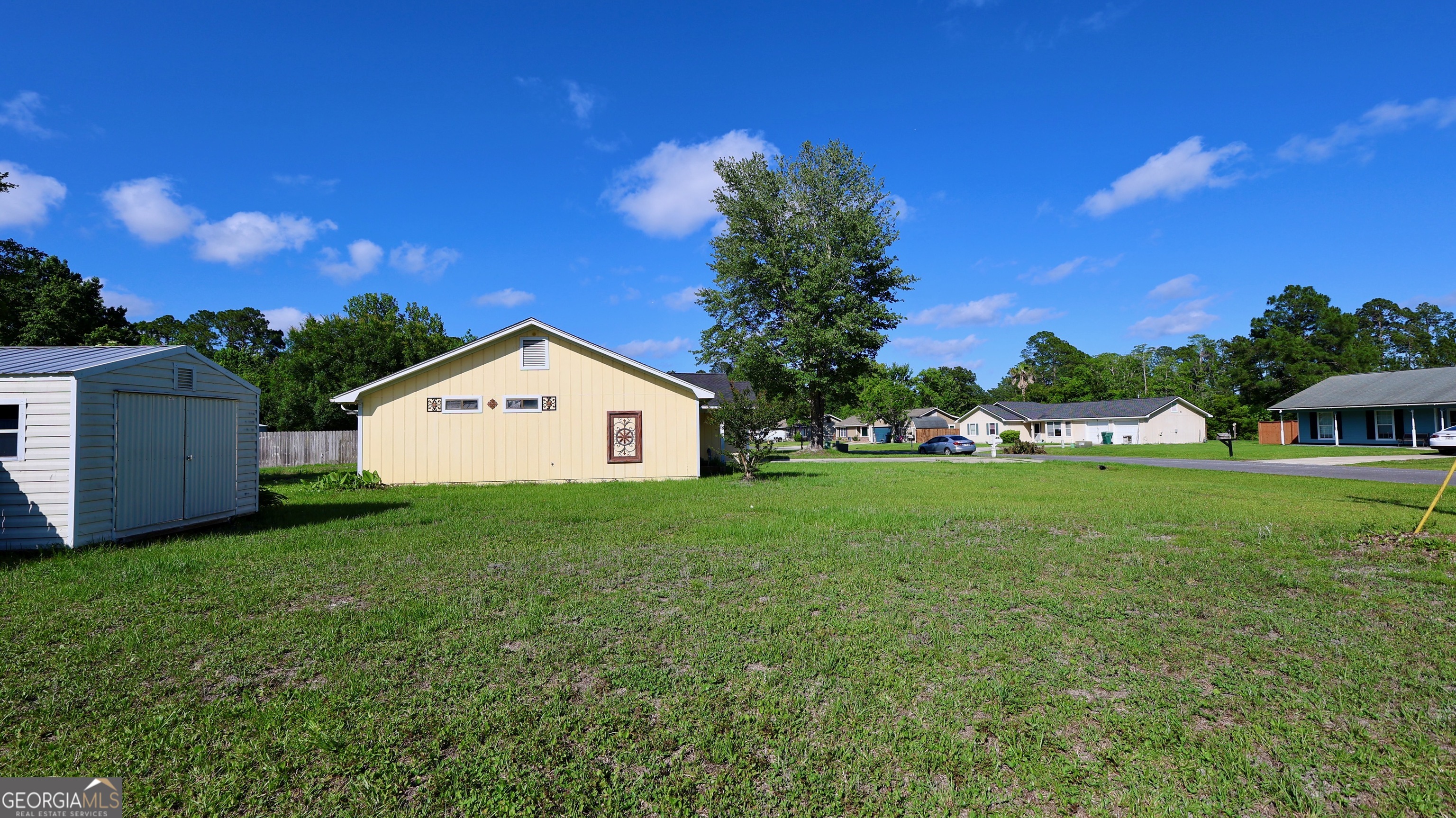 101 Willow Lake DR