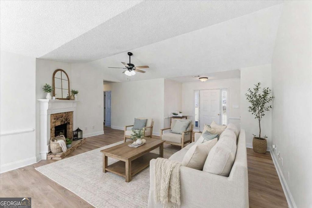 Photo of 9 Redfern Trail NE, Rome, GA 30165 (MLS # 10691970)