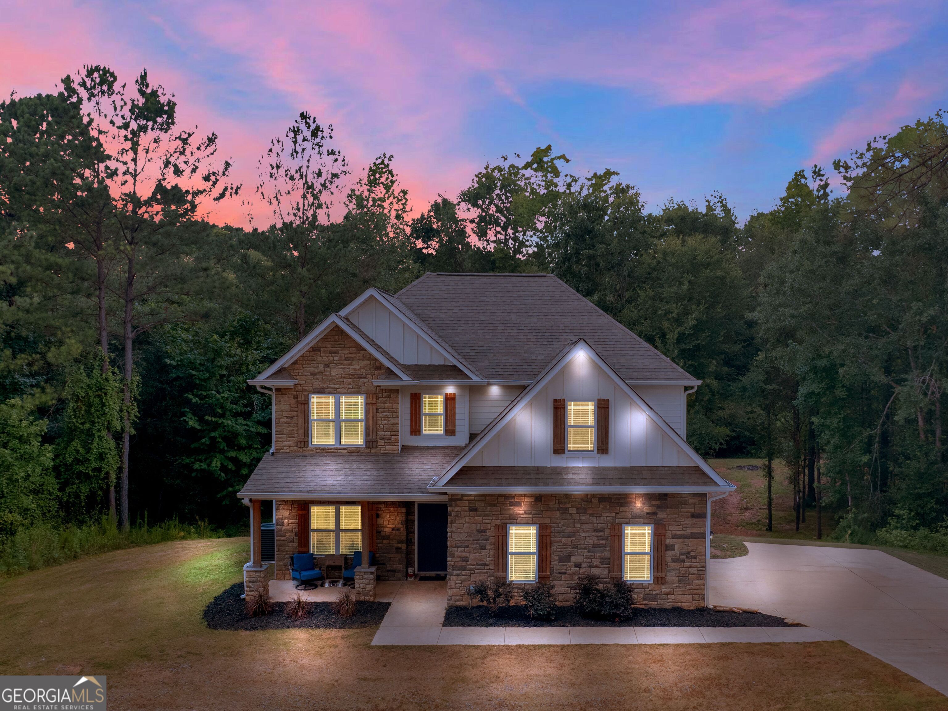 376 Rocky WAY