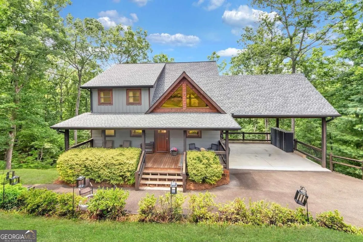 175 Mountain Brooks Road