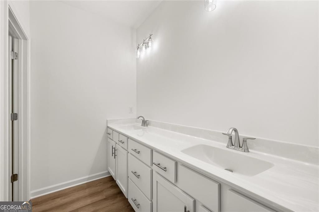 Loganville, Georgia 30052, United States, 3 Bedrooms Bedrooms, ,3 BathroomsBathrooms,Residential,Active,124619