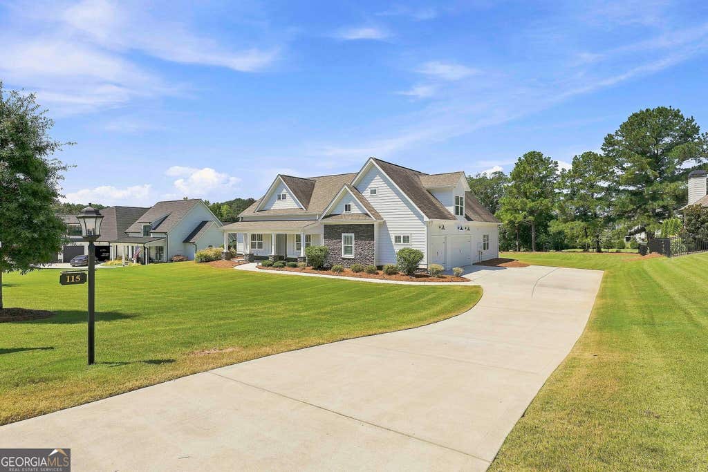 Photo of 115 Grae Court, Tyrone, GA 30290 (MLS # 10830417)