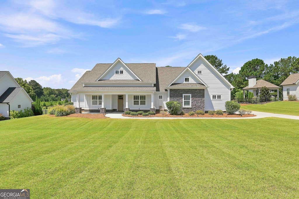 Photo of 115 Grae Court, Tyrone, GA 30290 (MLS # 10830417)