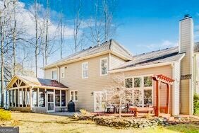 380 Victorian LN
