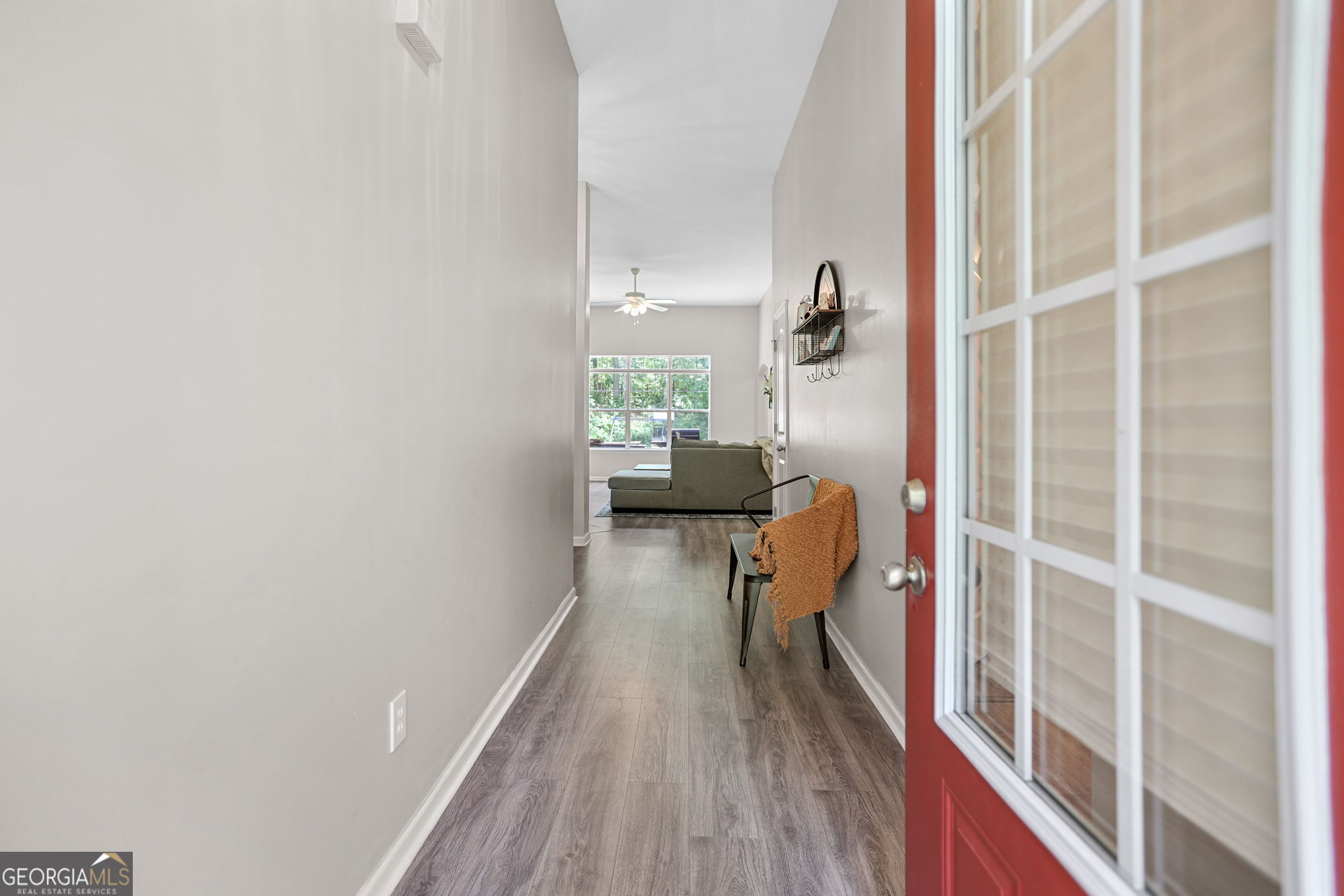 107 Meadowbrook LN
