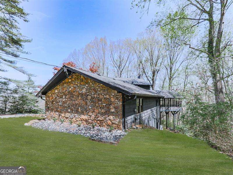 120 Huntcliff PT