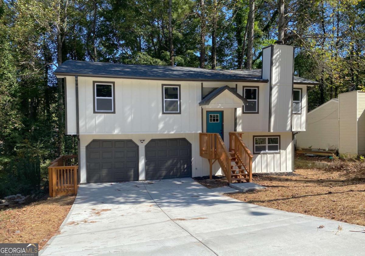 1413 Silver Lake DR